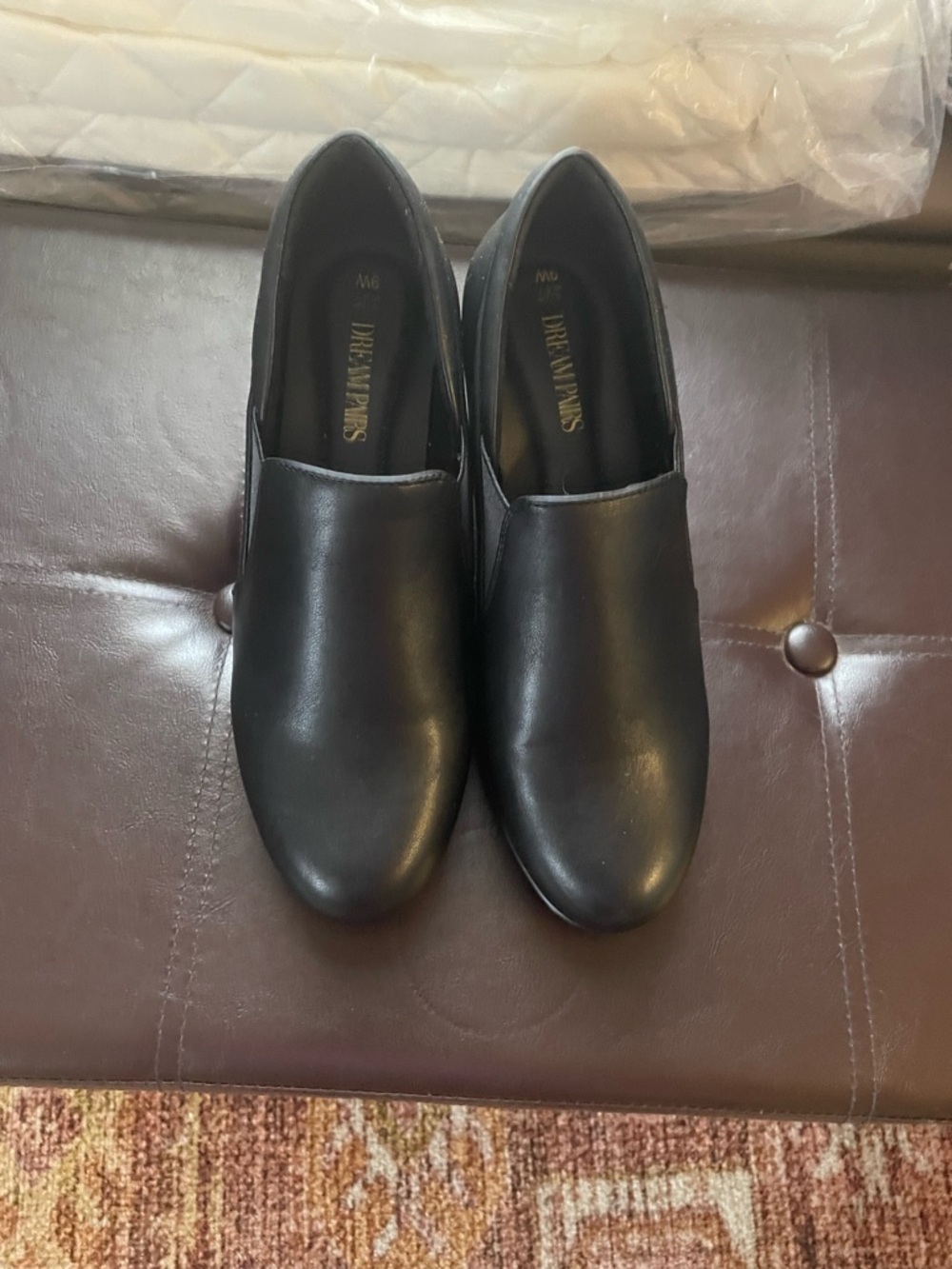 Dream Pairs Black Slip-On heels - Picture 3 of 4
